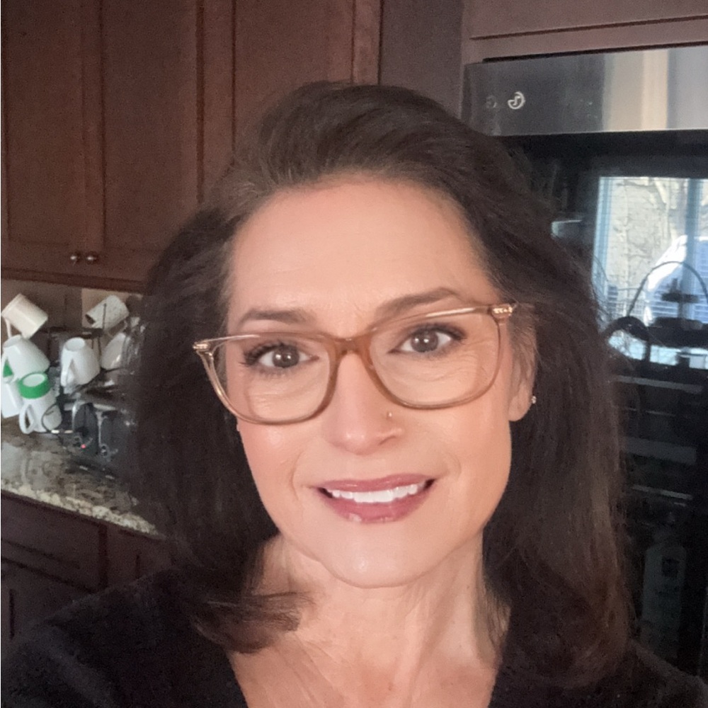 Meet your Posher, Dianna